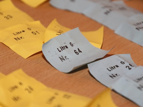 "Insulti l'Italia? Vinci un premio" Adesso spunta la lotteria choc