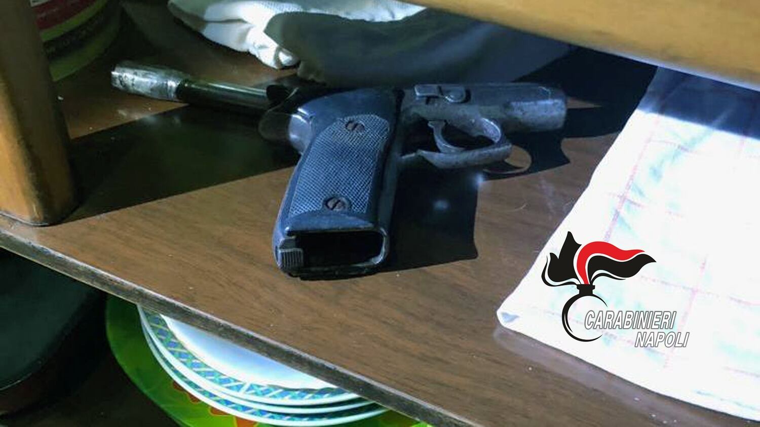 Tentata estorsione a pescheria, due arresti nel Napoletano
