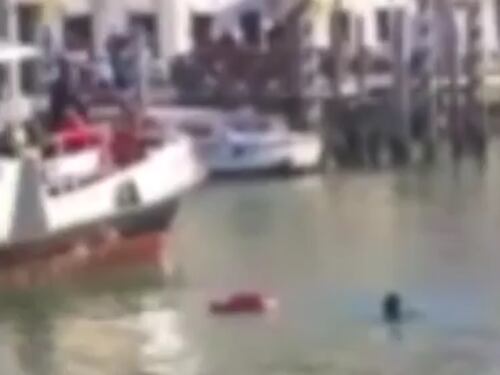 Venezia, immigrato suicida nel Canal Grande. Nessuno si tuffa per salvarlo