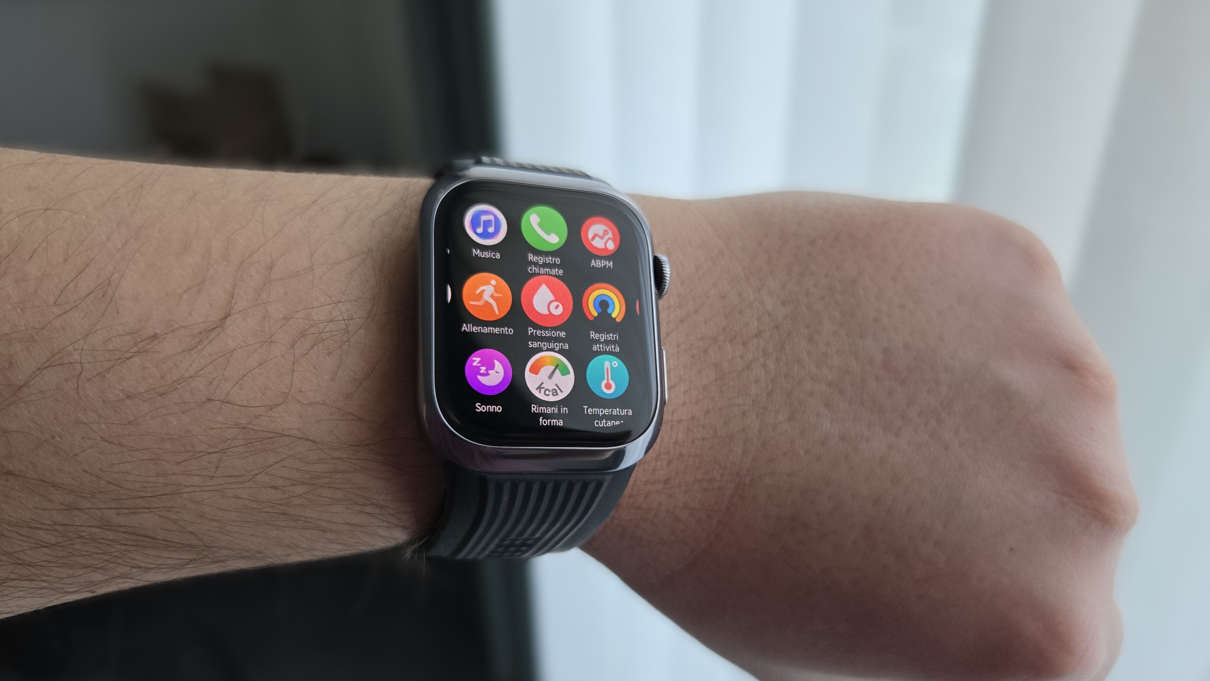 Huawei Watch D2: la salute (certificata) al polso, misura la pressione e l'ECG