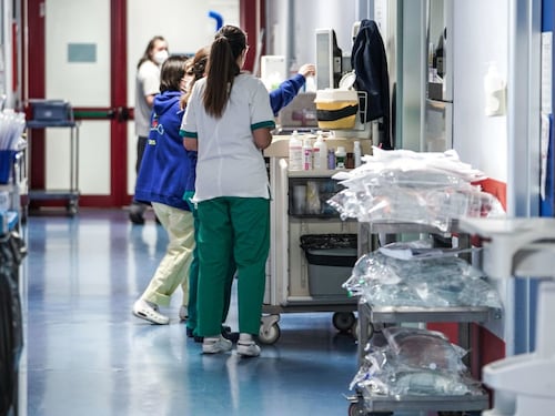 Tornano a salire l’Rt e l’incidenza dei casi Covid