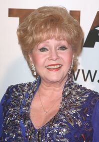 Addio a Debbie Reynolds, la star di "Singin' in the Rain" 16