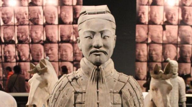Usa, rubato pollice di una statua cinese. Pechino: "Punizione severa"
