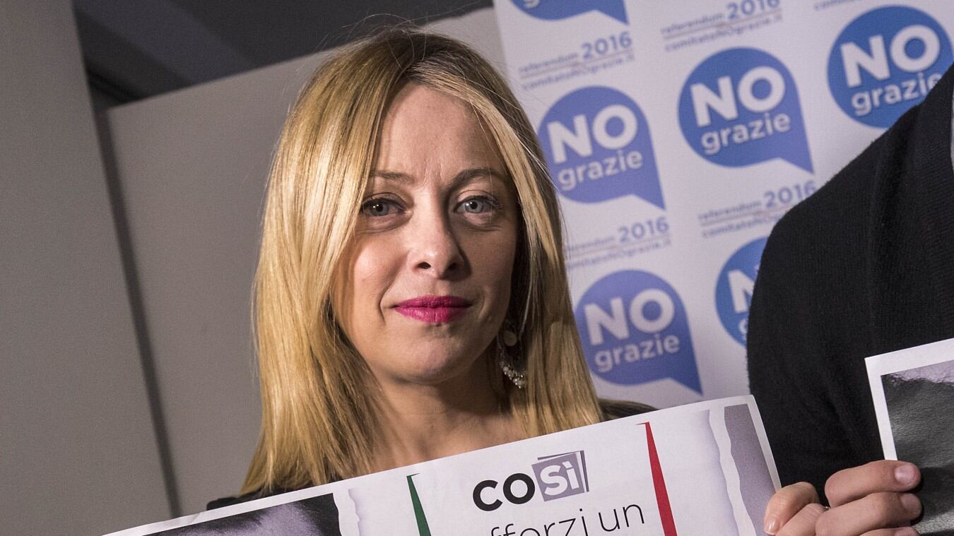 Referendum, Meloni: "Renzi lasci il governo"