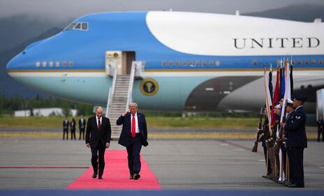 L'incontro tra Trump e Putin: le immagini del vertice 4