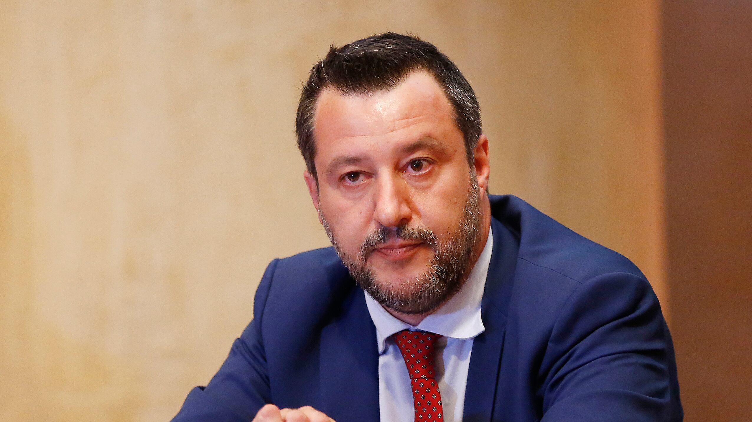 Salvini: "FdI supera la Lega? Un problema quando sbarcheranno gli alieni"