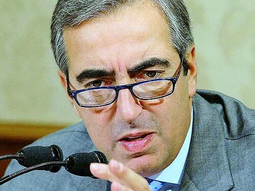 Gasparri "minaccia" le dimissioni di massa