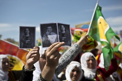 L'Hdp filo-curdo in piazza per il "no" a Batman 5