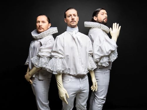 I Ministri, gli alternativi rock che dal vivo "pestano duro"