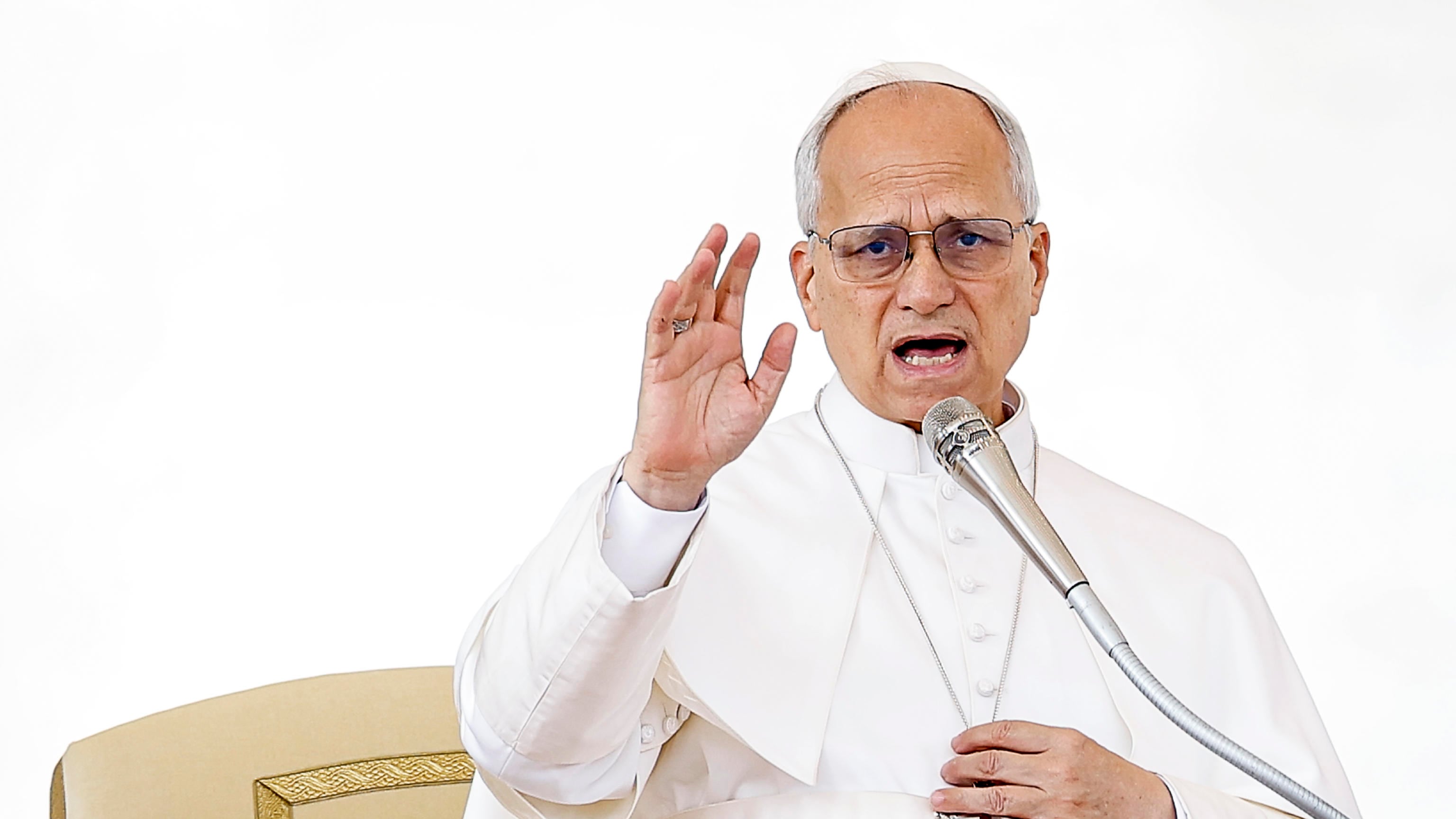 Liturgia, la linea del Papa ai cardinali: "Conservare tradizione ma aprire a progresso"