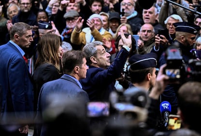 Gli ultimi momenti di libertà di Nicolas Sarkozy 2