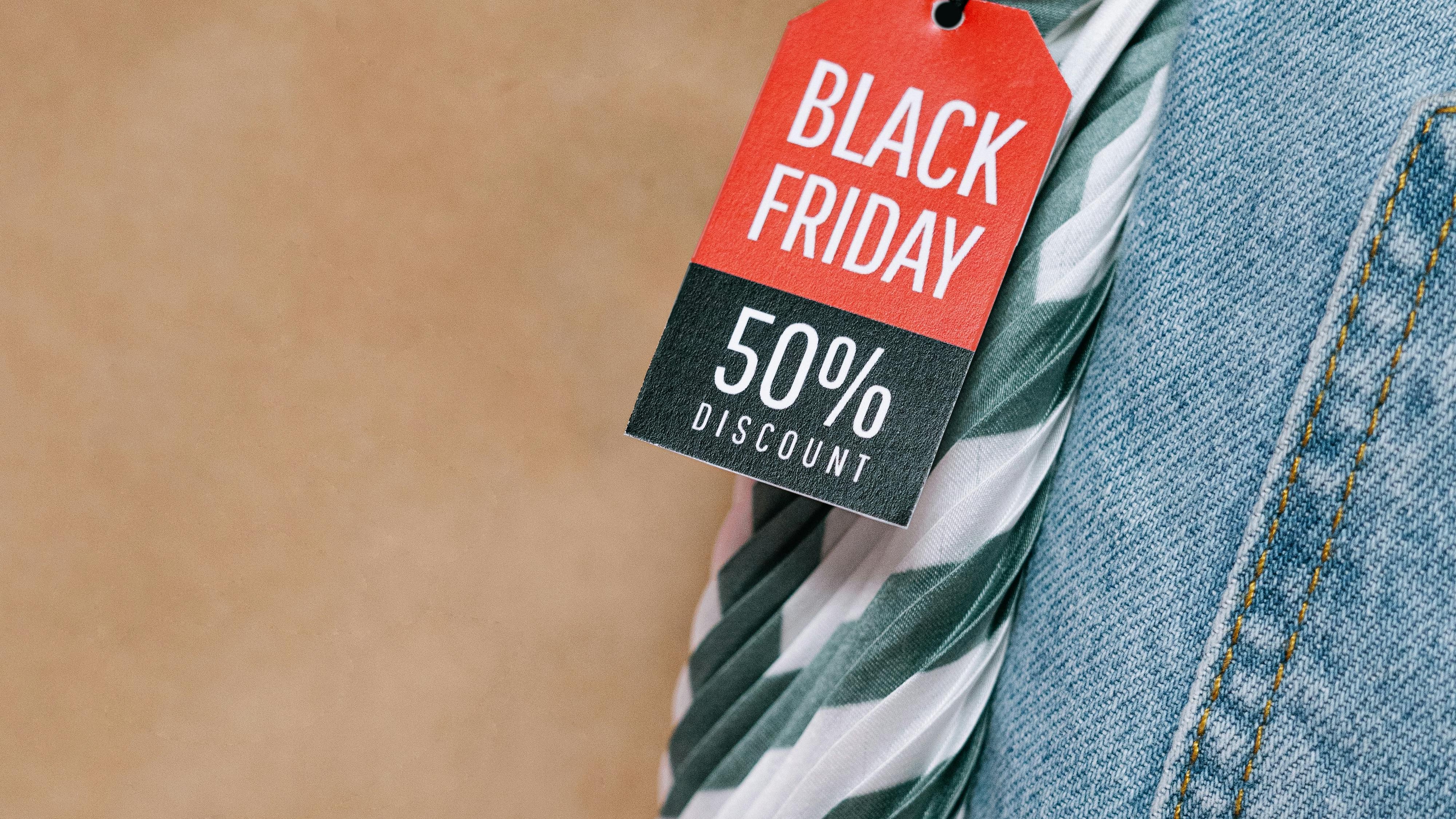 Black Friday: piccola guida con cinque regole d'oro da un consumista vero