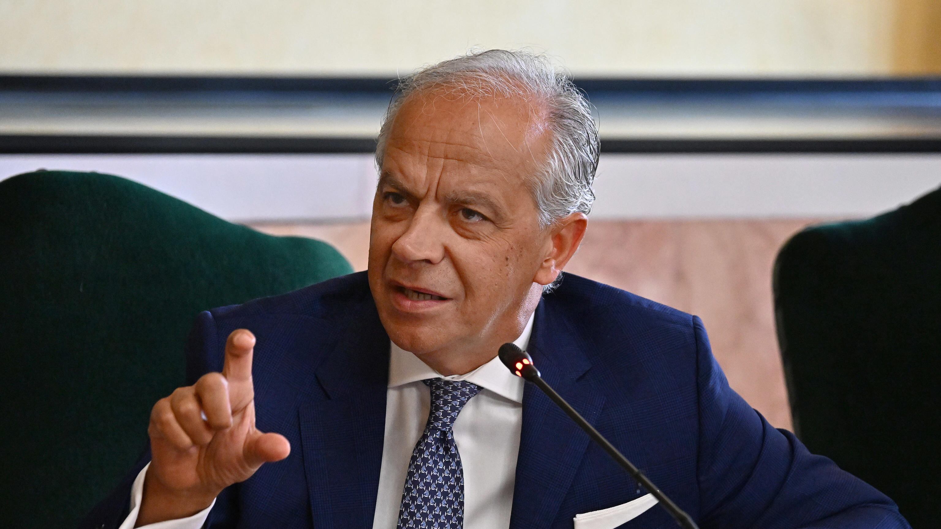“Ci sono le condizioni”: il piano del governo per ribaltare la sentenza pro migranti