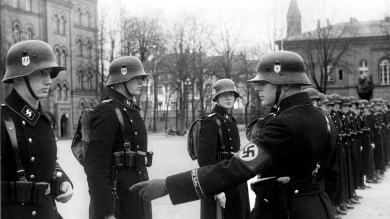 Germania, ex membri delle Ss impegnati a fare "proselitismo filonazista"