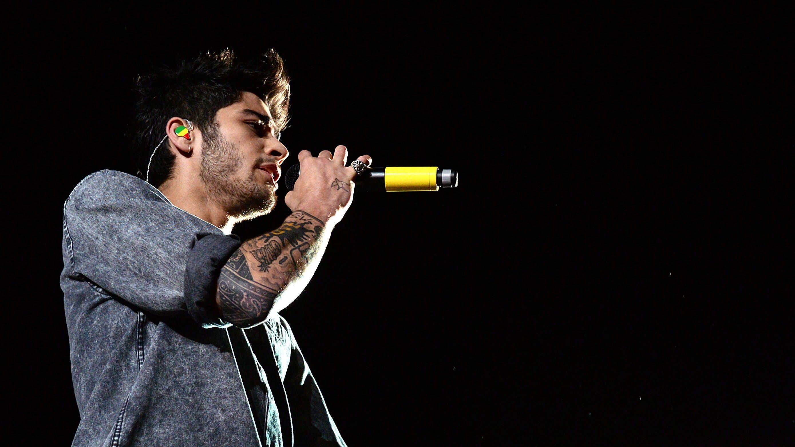 Zayn Malik in un letto d'ospedale: la foto che preoccupa i fan degli One direction