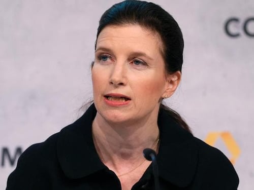 Commerz si arrende: "Aperti a un accordo"