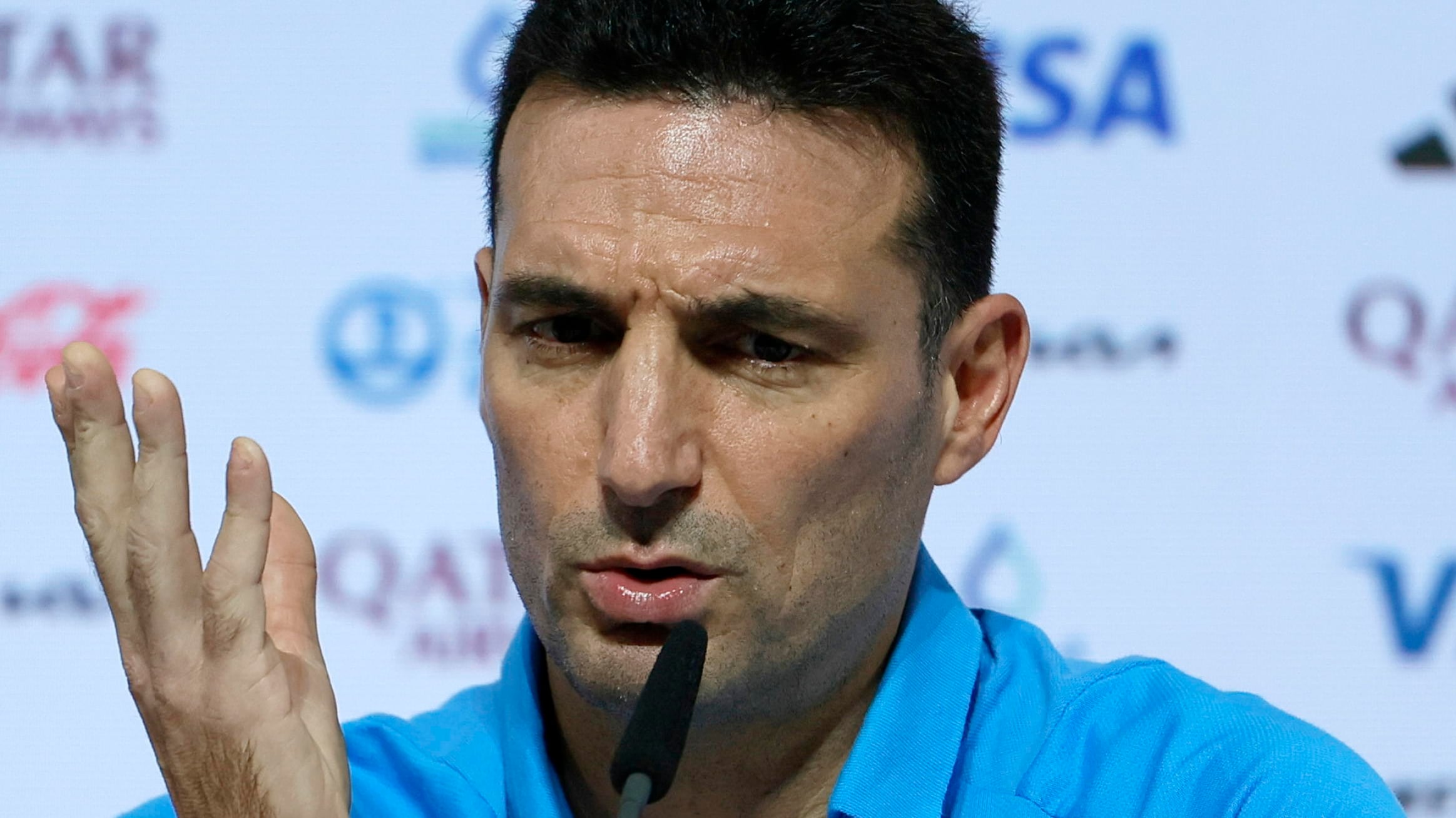 Scaloni: "Con la Francia per la storia. Messi merita la coppa"