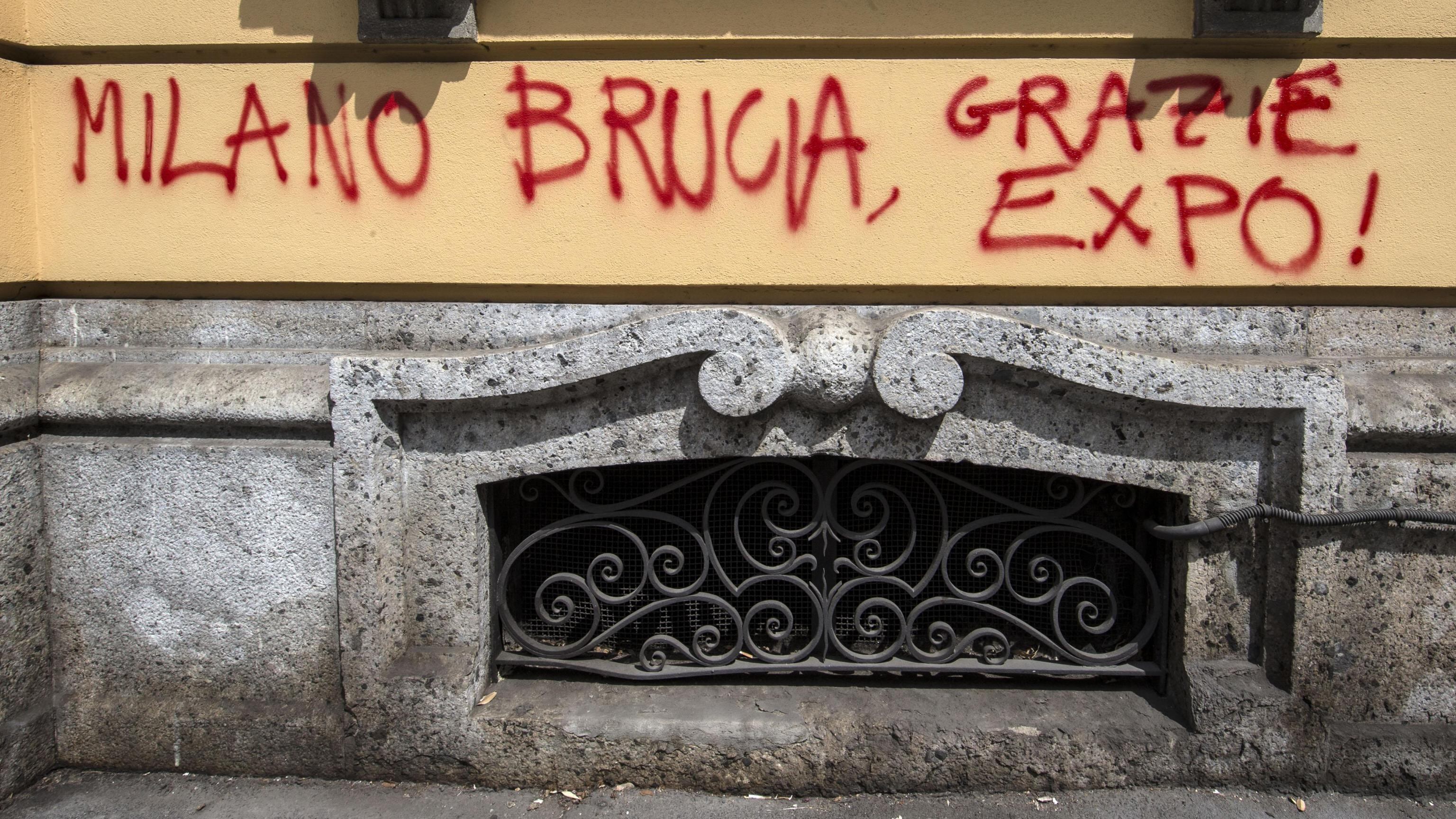 Partecipò a guerriglia contro Expo: arrestato in Francia antagonista 43enne