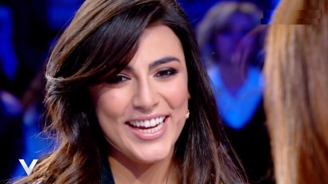 Giulia Salemi ai fan preoccupati: "Mi vedete dimagrita per ovvi motivi"