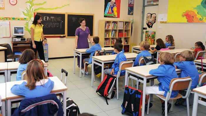 Asili, mamme contro Pisapia: "Non ci sono abbastanza educatrici"