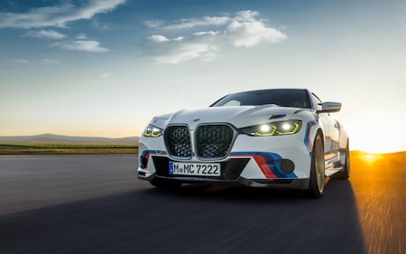 Nuova Bmw 3.0 CSL, edizione limitata. Ecco le immagini 1