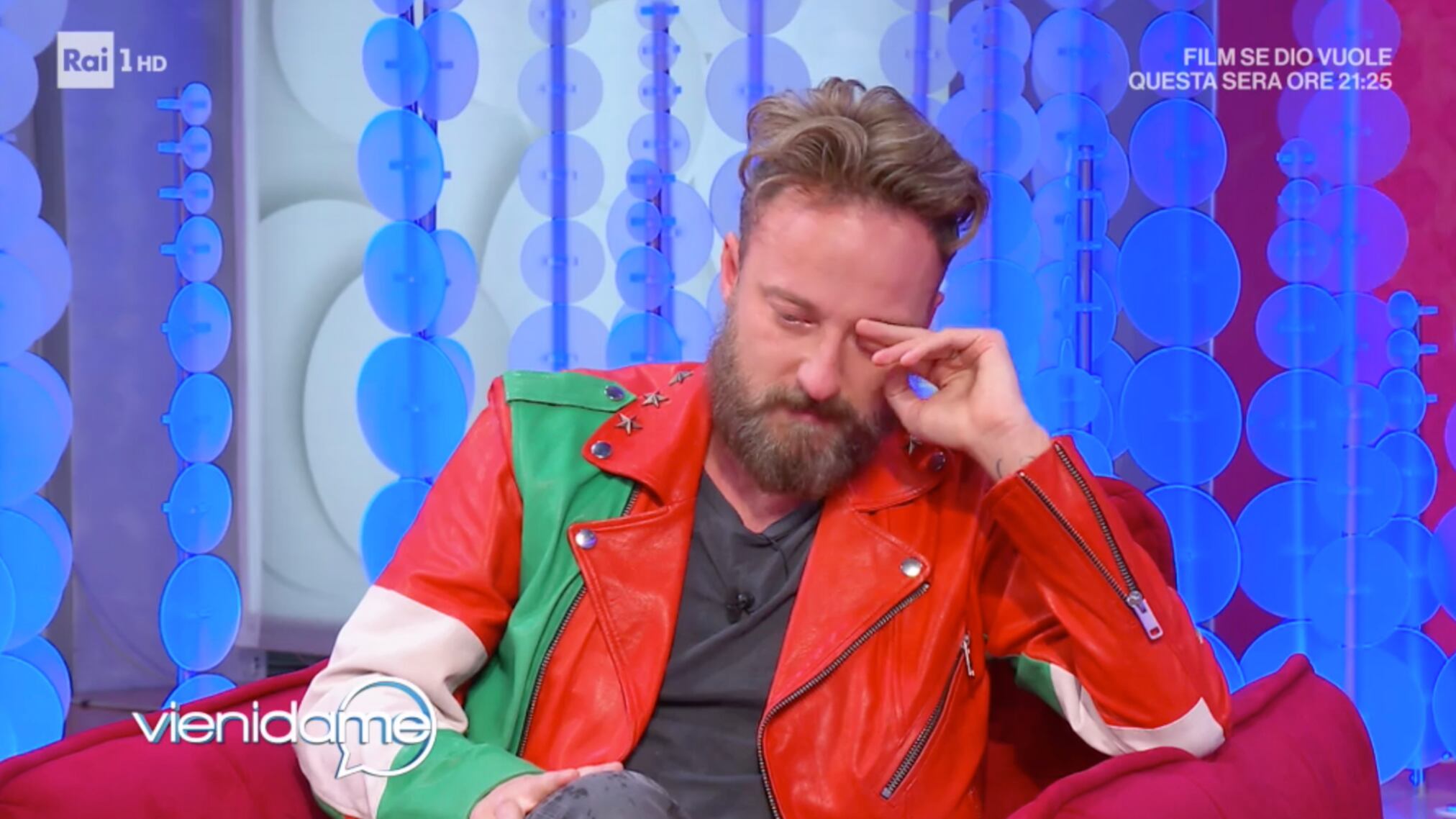 Facchinetti in lacrime: "Il mio amico se n'è andato in sei mesi"