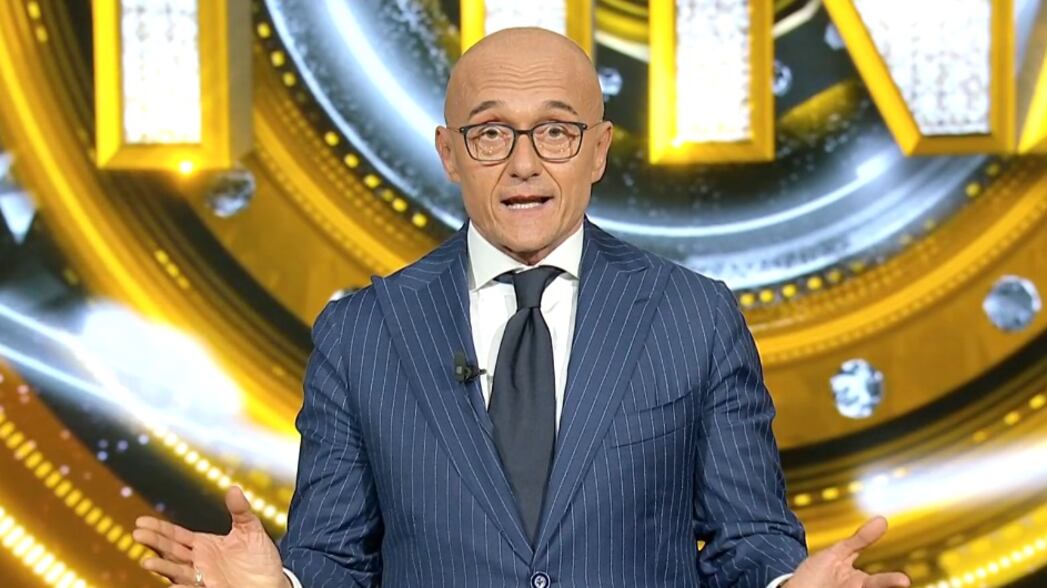 Grande Fratello Vip: televoto annullato, provvedimento disciplinare per un concorrente