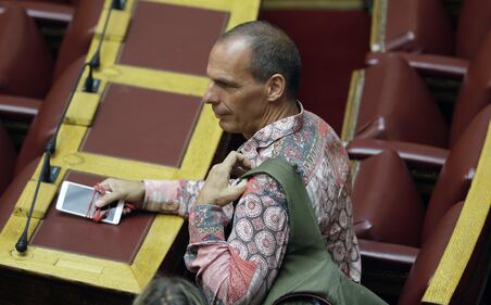 L'improbabile camicia ​di Yanis Varoufakis 3
