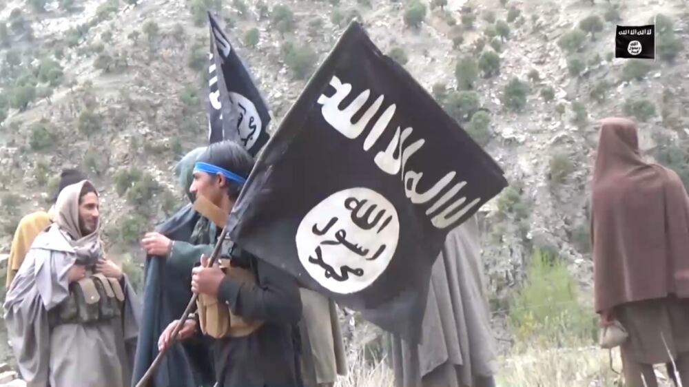 Il sogno di un nuovo califfato e 2mila uomini: cosa sappiamo dell'Isis-Khorasan