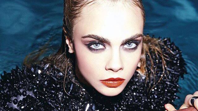 Cara Delevingne: "Ho ululato nuda nella foresta"