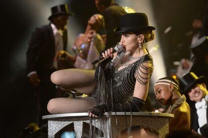 Madonna hot, i look sul palco e sul red carpet 24