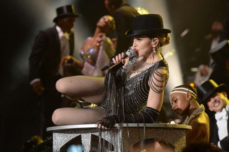 Madonna hot, i look sul palco e sul red carpet 24