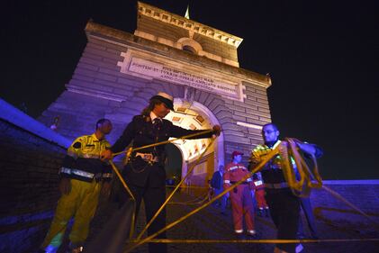 Soccorsi sul Tevere 2