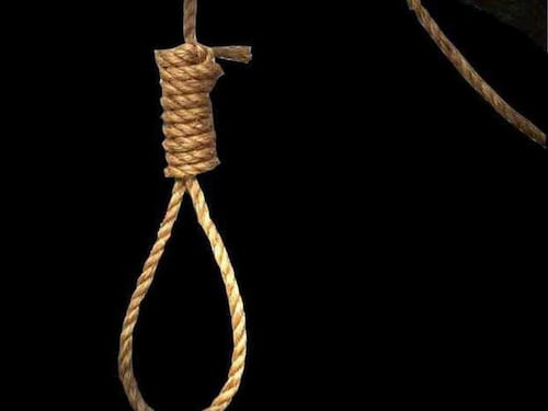 Martina Franca, uomo impiccato a un albero: "È stato ucciso"