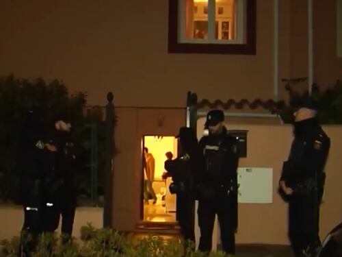 Orrore a Cadice, coppia trovata morta in casa: italiana una delle vittime