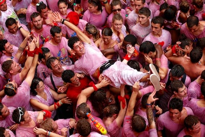 In migliaia a Pamplona per la corsa dei tori 14