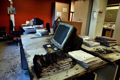 L'incendio alla sede dell'Aler 1