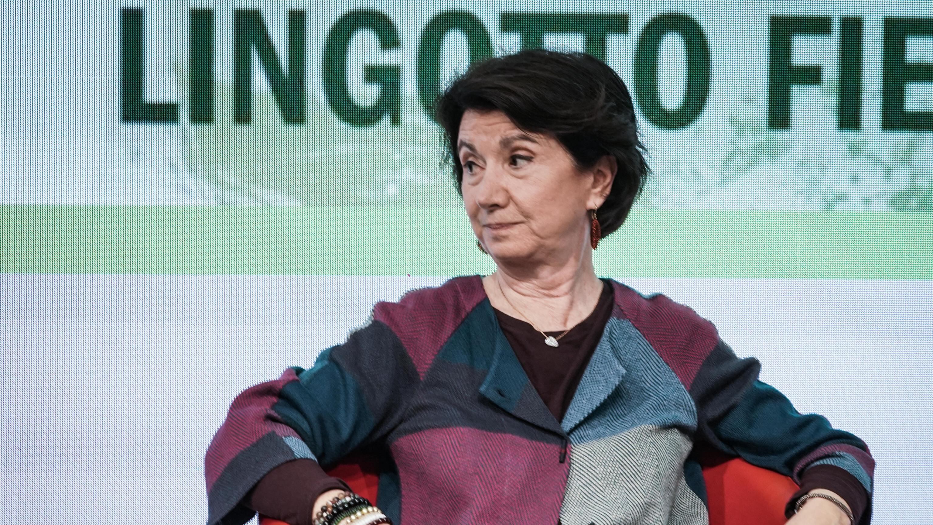 Schlein e Saviano con chi contesta. L'ira di Meloni e del centrodestra "Ingiustificabile"