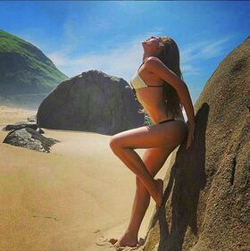 Valentina Sampaio hot su Instagram 17