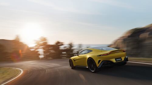 Nuova Aston Martin Vantage, guarda tutte le foto 2
