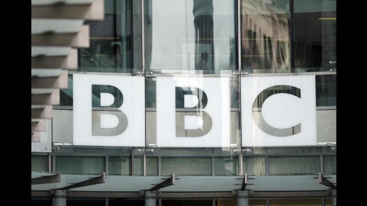 Contrordine alla tv: ora anche la Bbc tarocca i documentari