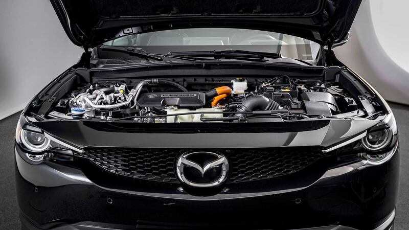 Mazda MX-30 R-EV, guarda tutte le foto 12