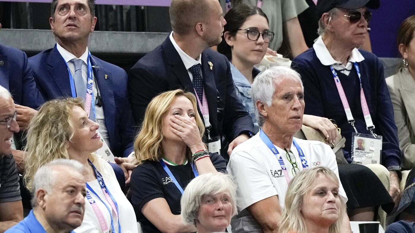 Meloni incontra Bach e il Cio prende tempo sull'equità nello sport. "Confronto in futuro"