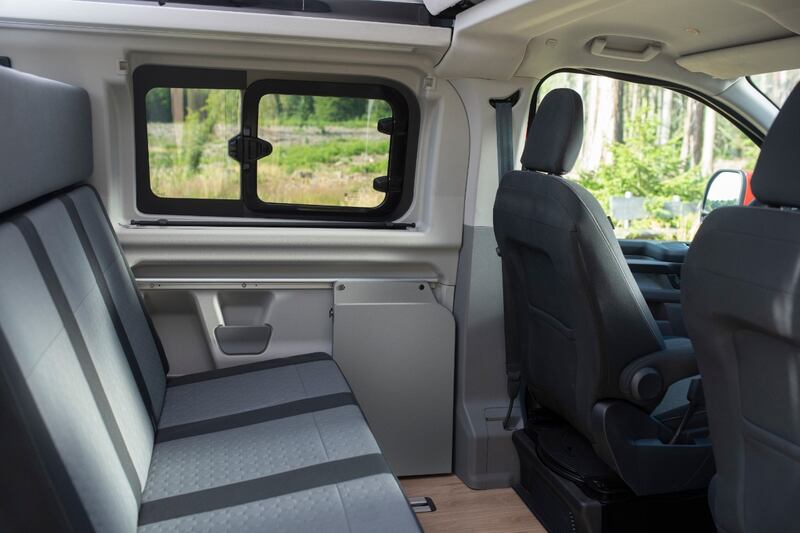 Nuovo Ford Transit Custom Nugget, guarda tutte le foto 2
