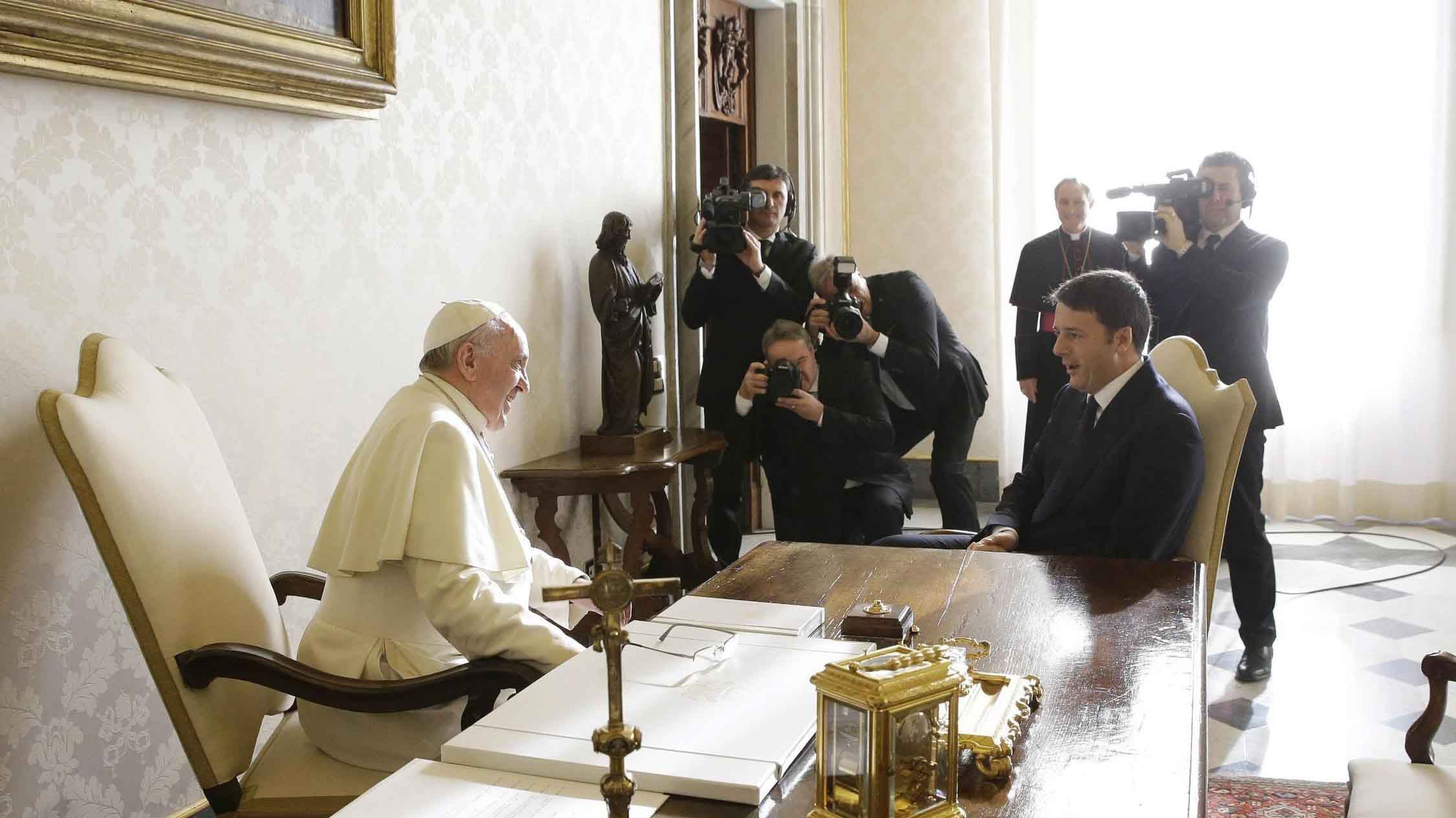 Vatileaks a Palazzo Chigi: lascia un uomo di Renzi
