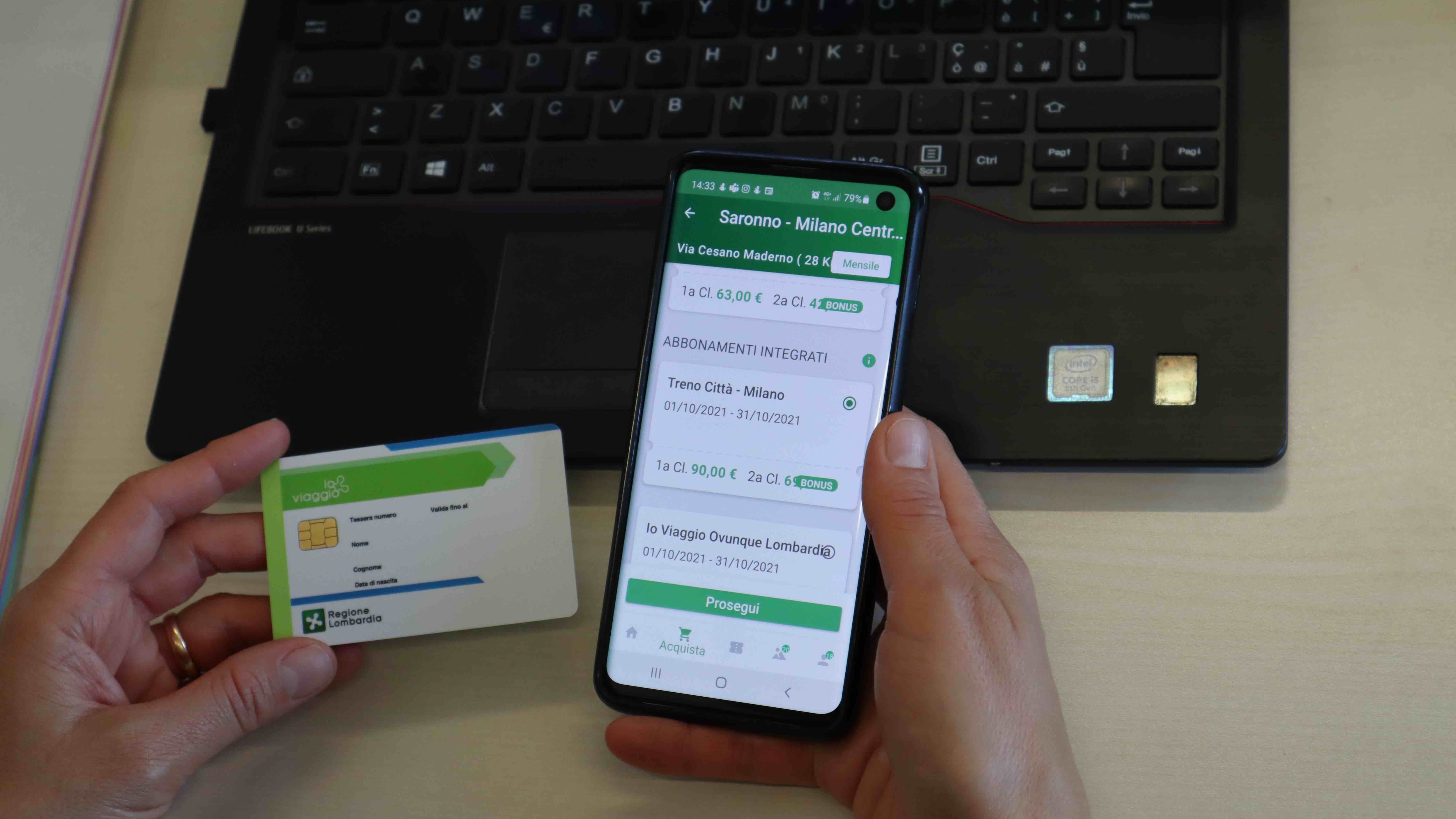 Trenord, addio alla carta. Biglietti solo elettronici