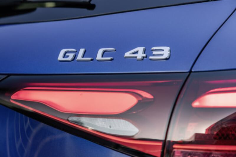 Mercedes-AMG GLC, guarda la gallery 5