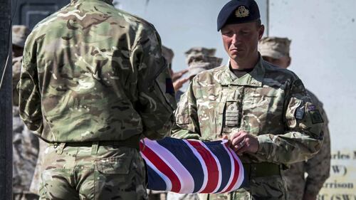 Le truppe inglesi lasciano Camp Baston alle forze afghane 6