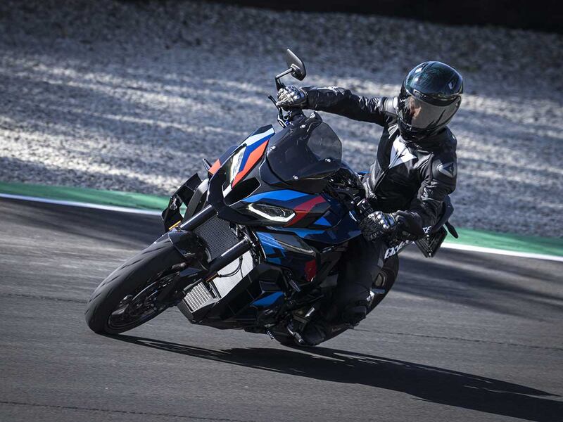 Nuova BMW M 1000 XR