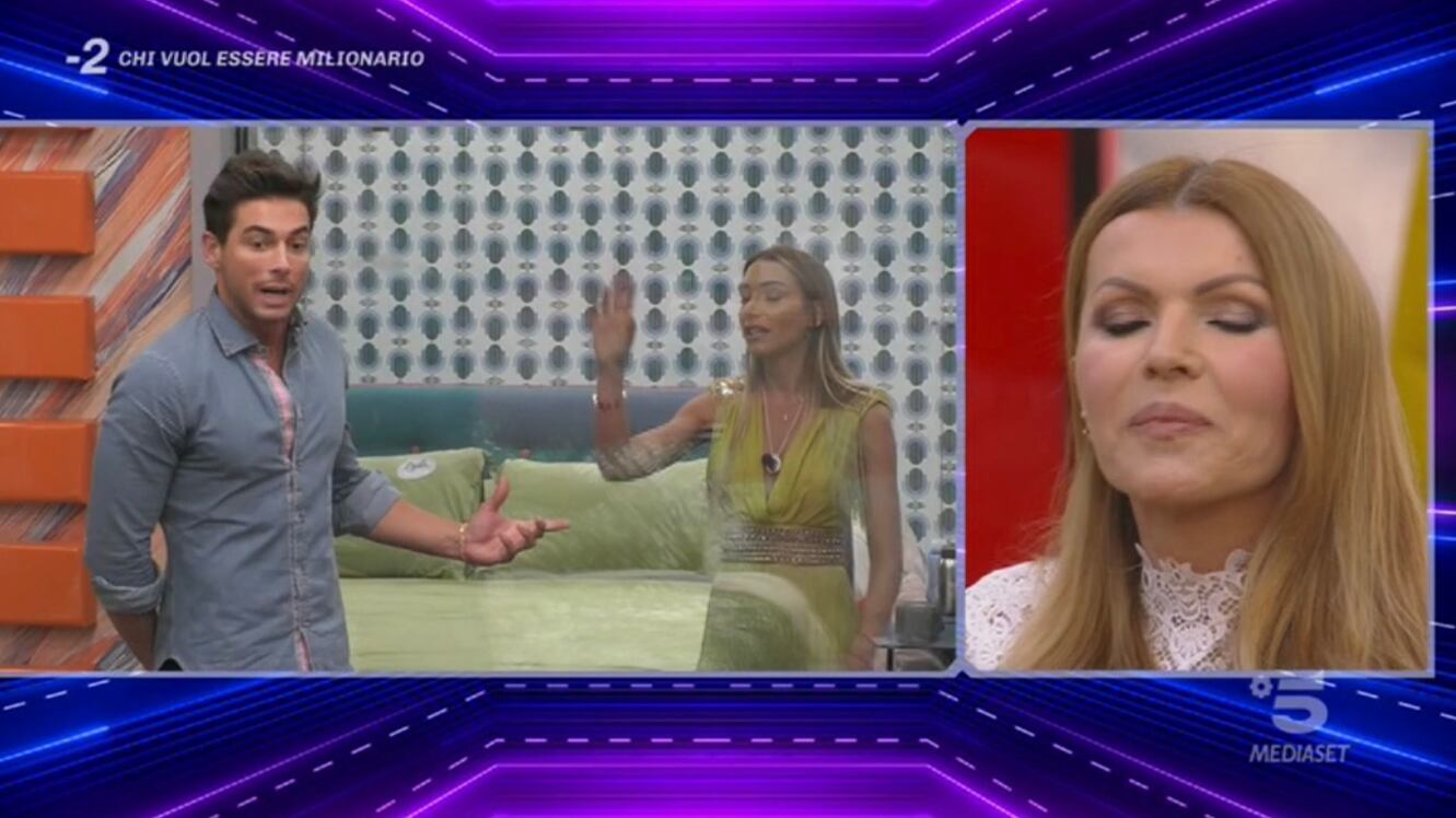 Gf Vip, Elisa De Panicis fidanzata con un calciatore del Milan? Lo scoop di Signorini